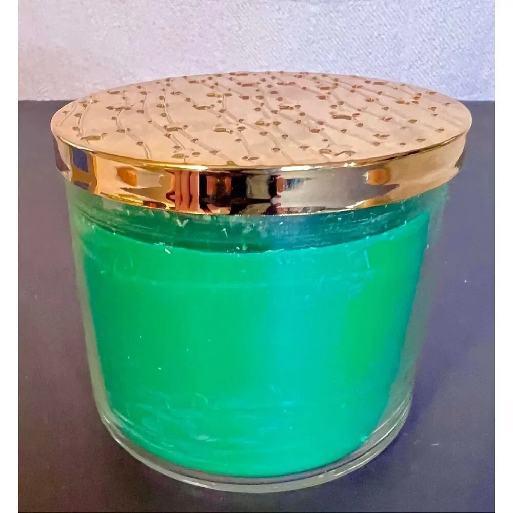 Bath & Body Works VANILLA BEAN NOEL 3-Wick Scented Candle, 14.5 oz Holiday New